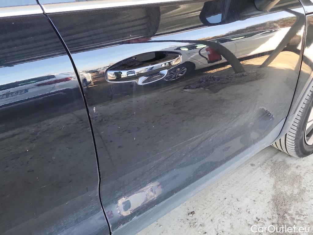  Volvo  XC 40 VOLVO XC40 / 2021 / 5P / todoterreno 1.5 T4 Recharge PHEV Core Auto #5