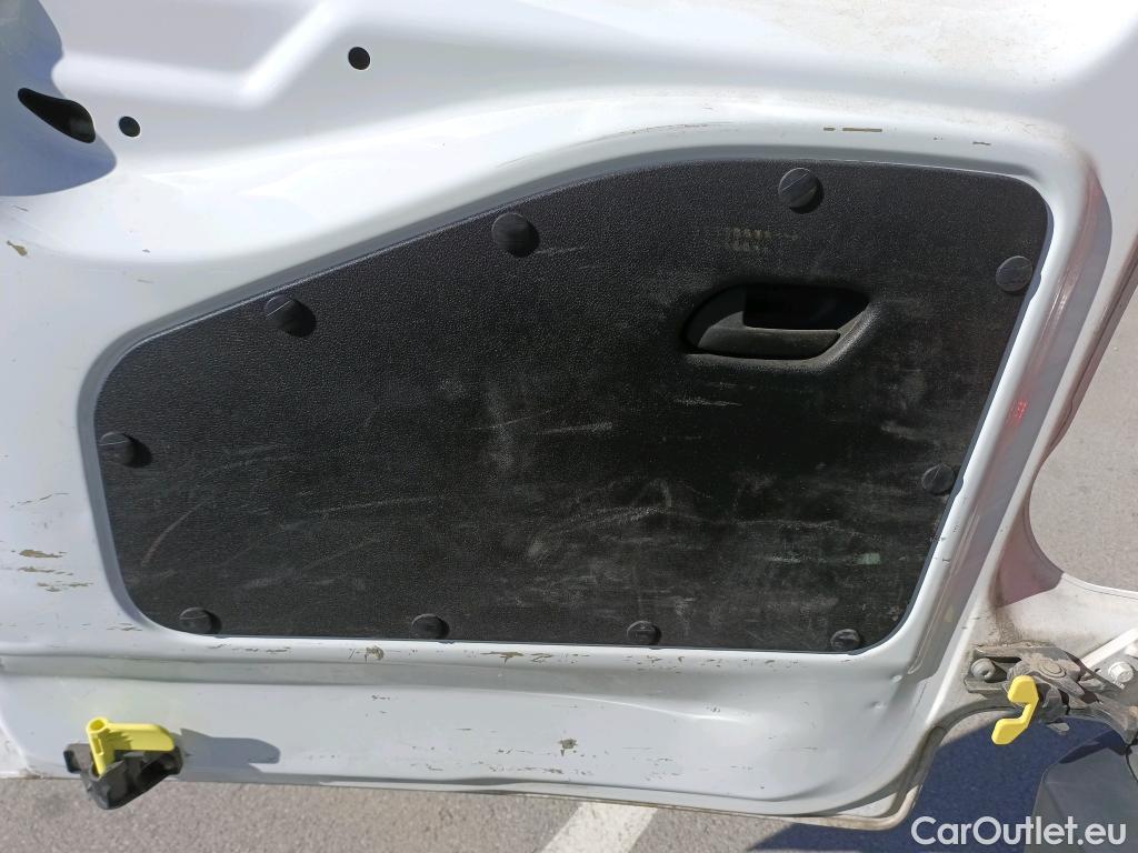  Opel  Combo OPEL  / 2018 / 3P / furgón derivado de turismo 1.5 TD 75kW (100CV) Express L H1 650kg (AC) #18