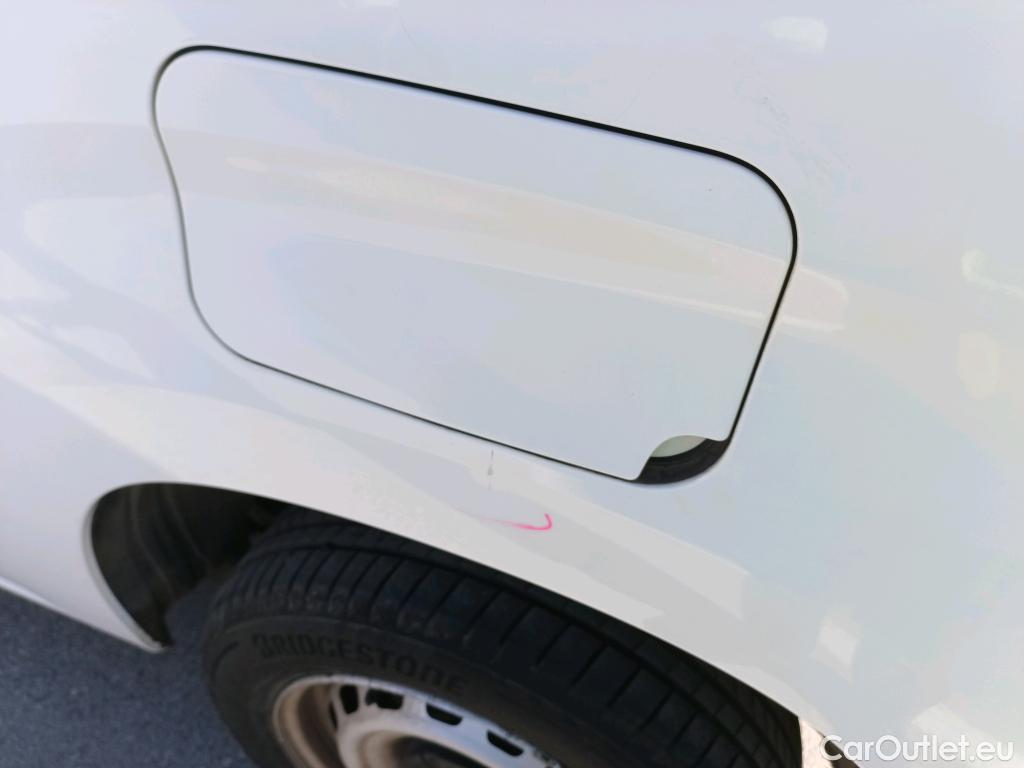  Opel  Combo OPEL  / 2018 / 3P / furgón derivado de turismo 1.5 TD 75kW (100CV) Express L H1 650kg (AC) #30