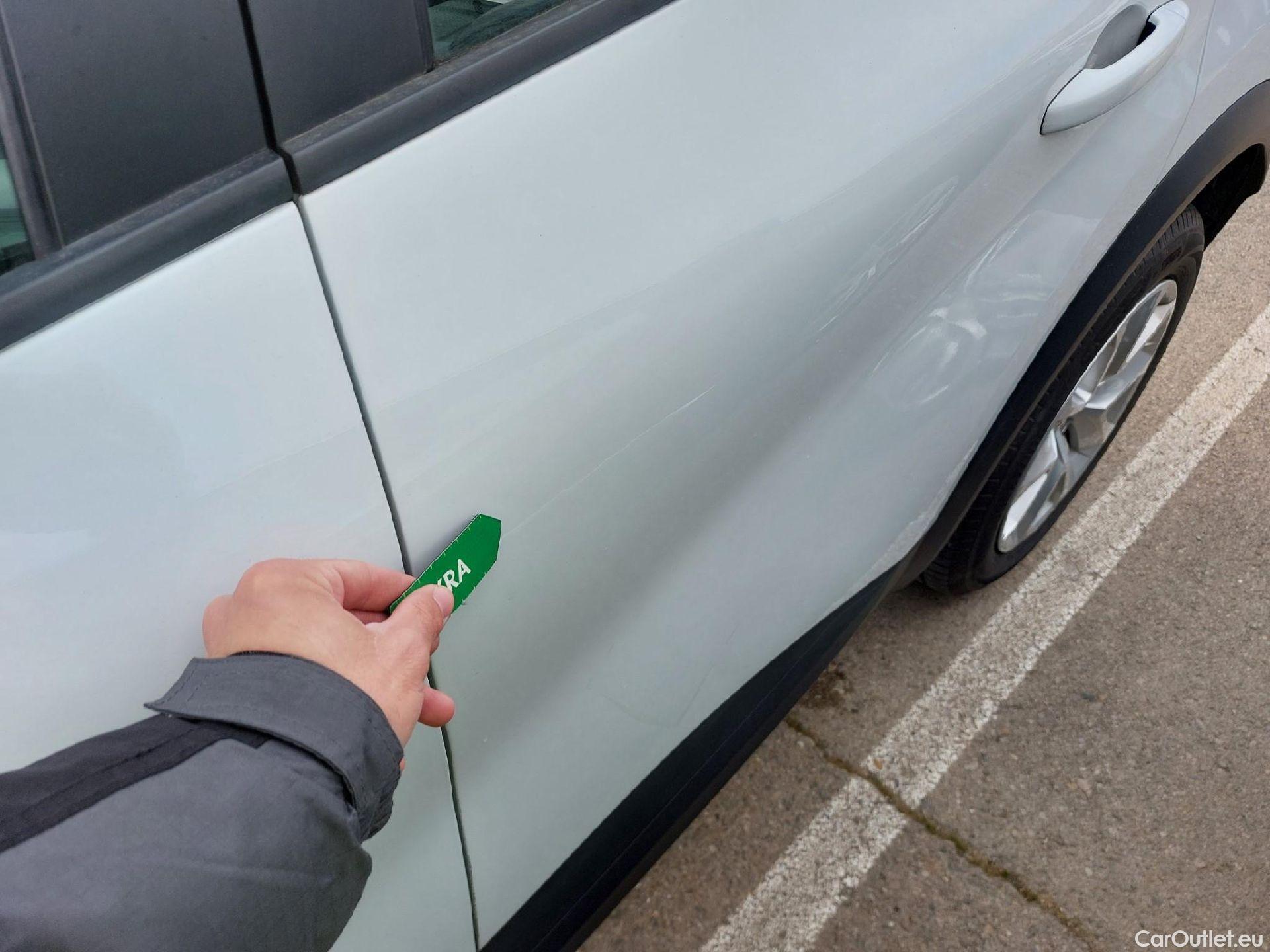  Renault  Captur RENAULT  / 2019 / 5P / todoterreno Intens TCe 90 (AC) #10