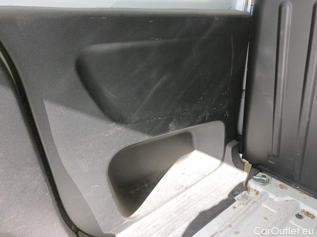  Opel  Combo OPEL  / 2018 / 3P / furgón derivado de turismo 1.5 TD 75kW (100CV) Express L H1 650kg (AC) #23