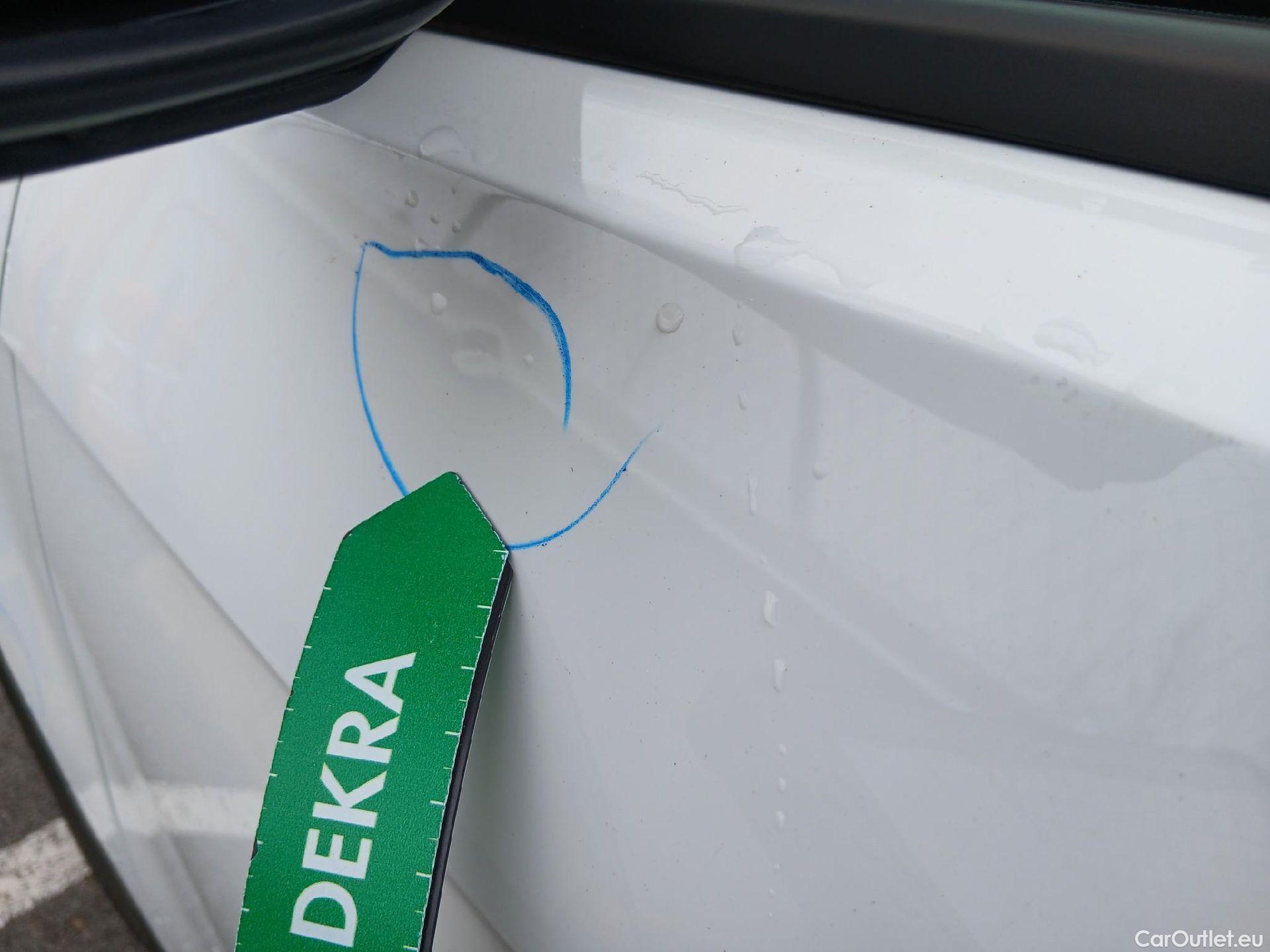  Volkswagen  T-ROC  1.0 TSI 110CV MT6 E6d #11