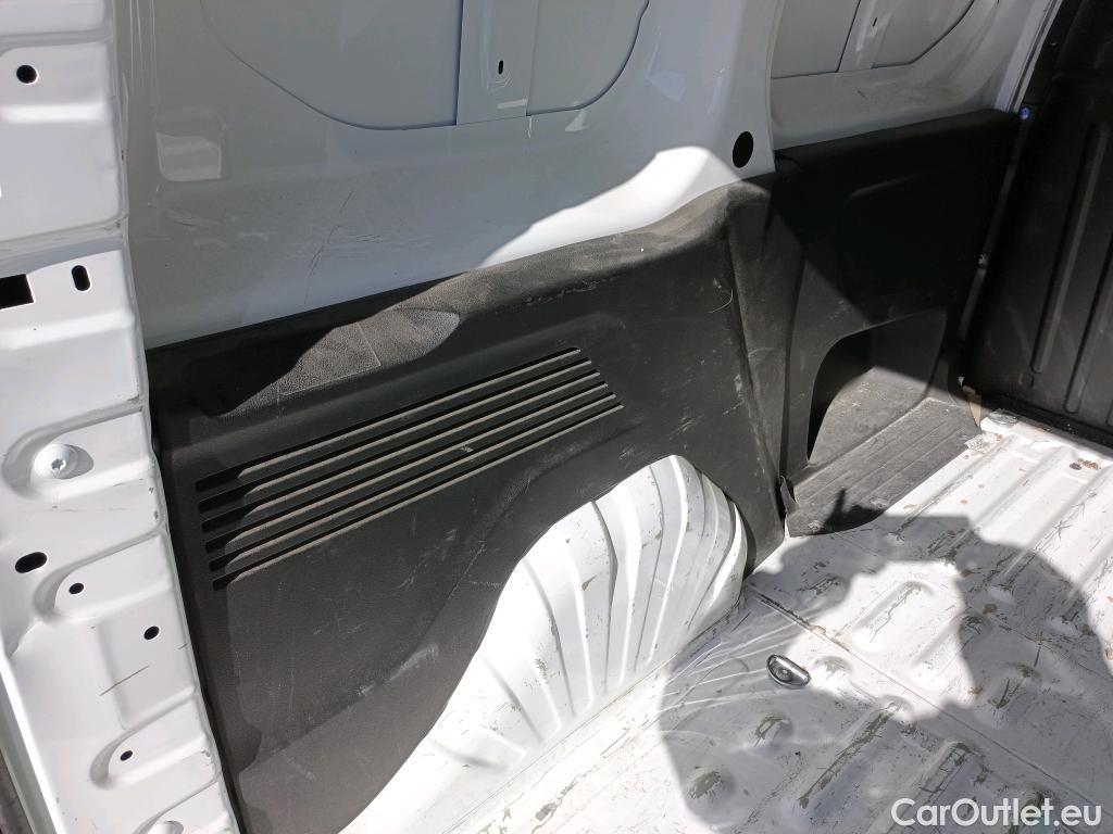  Opel  Combo OPEL  / 2018 / 3P / furgón derivado de turismo 1.5 TD 75kW (100CV) Express L H1 650kg (AC) #27