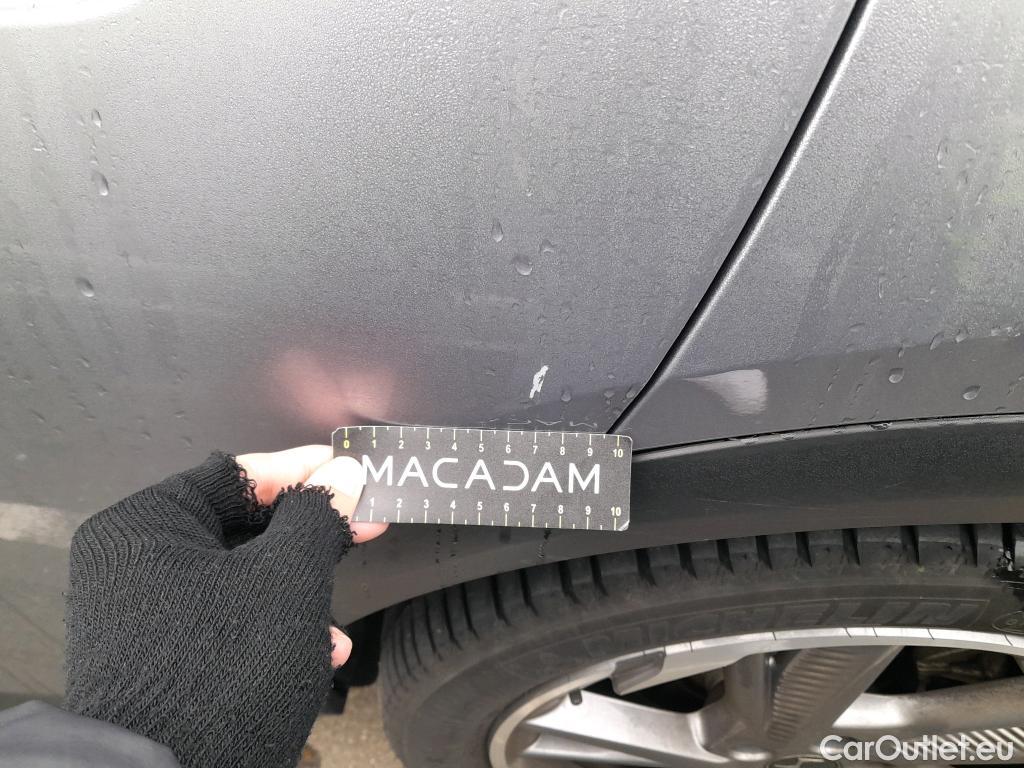  DS  DS7 DS DS 7 Crossback / 2017 / 5P / todoterreno BlueHDi DE 96kW (130CV) Auto.BE CHIC #9