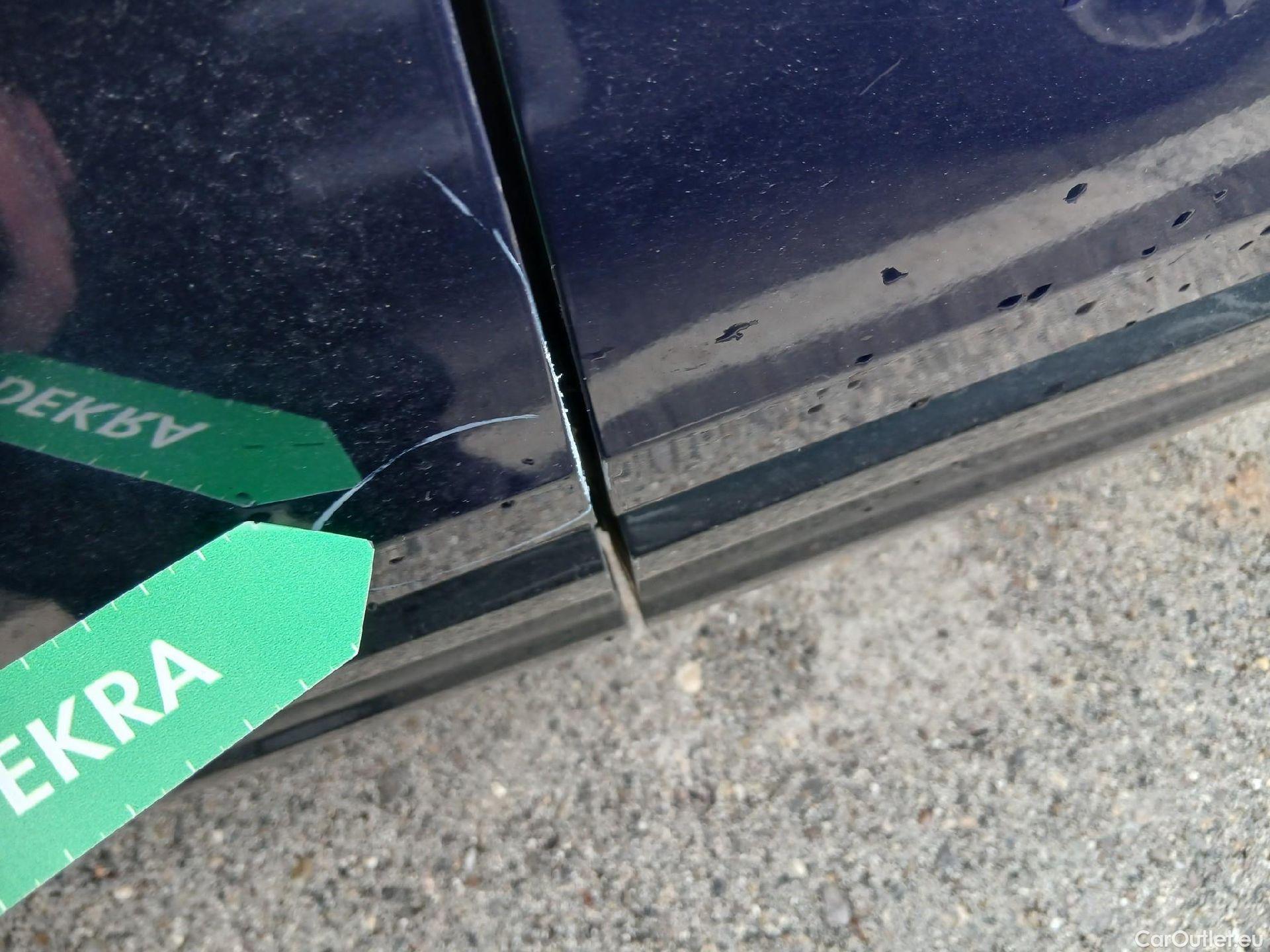  Audi  Q2 AUDI  / 2020 / 5P / todoterreno Advanced 30 TDI 85kW (116CV) #17