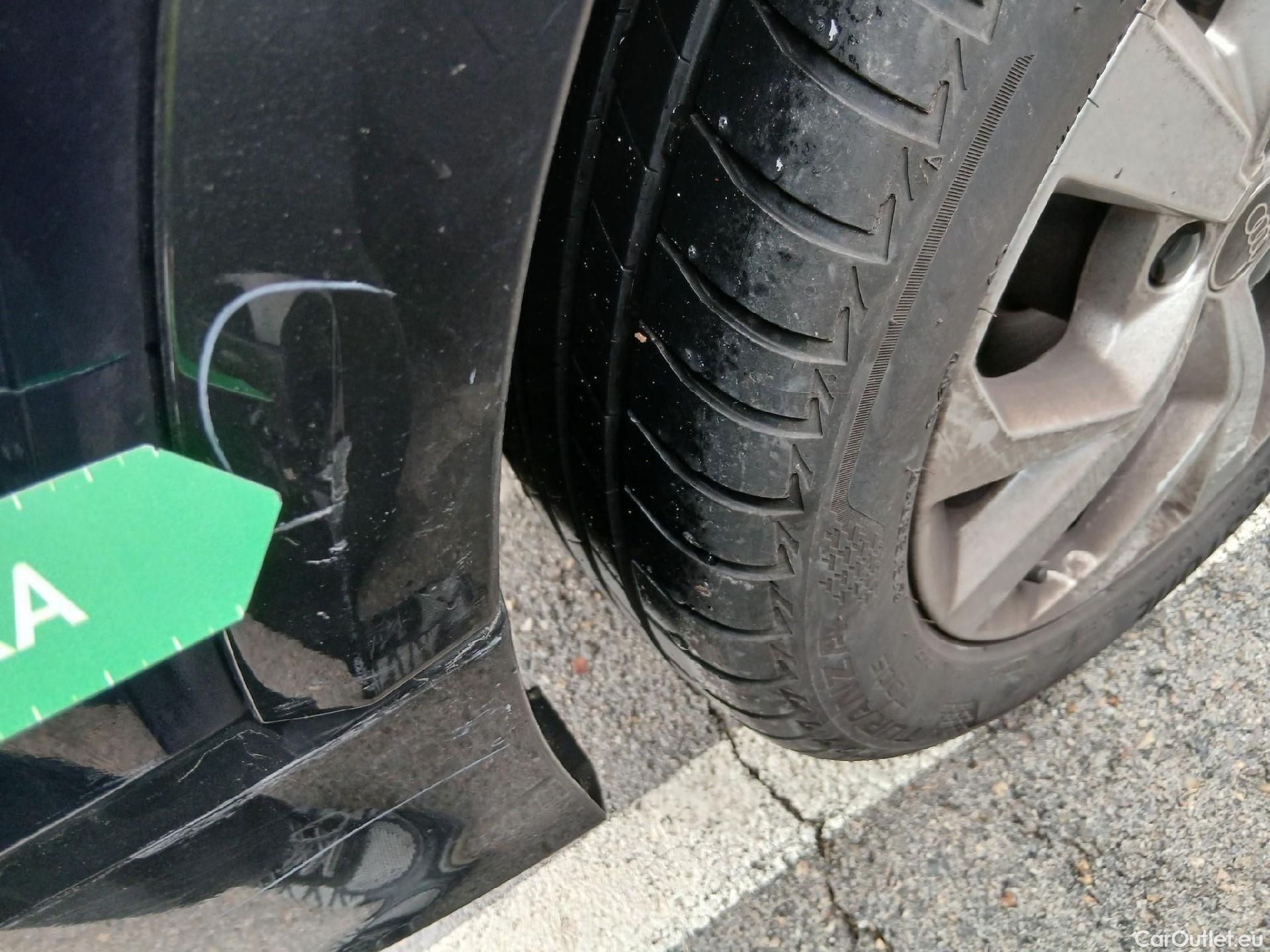  Audi  Q2 AUDI  / 2020 / 5P / todoterreno Advanced 30 TDI 85kW (116CV) #28