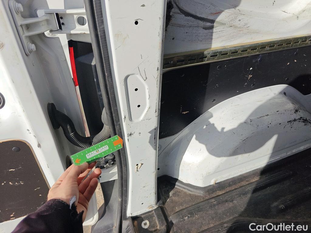  Mercedes  Citan MERCEDES-BENZ  / 2021 / 4P / furgón derivado de turismo 110 CDI 70kW Furgón Base Largo (AC) #27