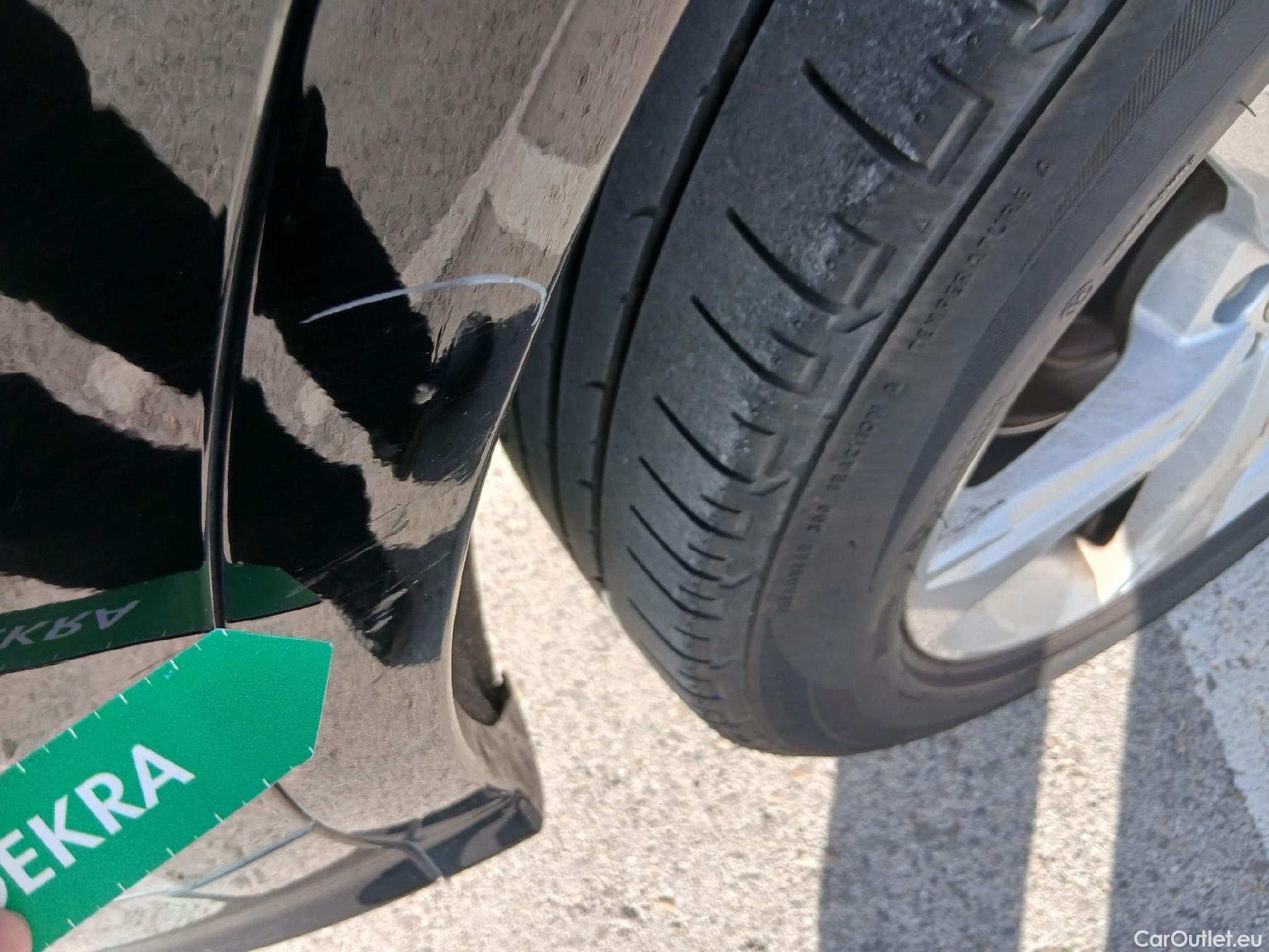  Audi  Q5 AUDI  / 2016 / 5P / todoterreno S line 40 TDI 140kW quattro S tronic #25