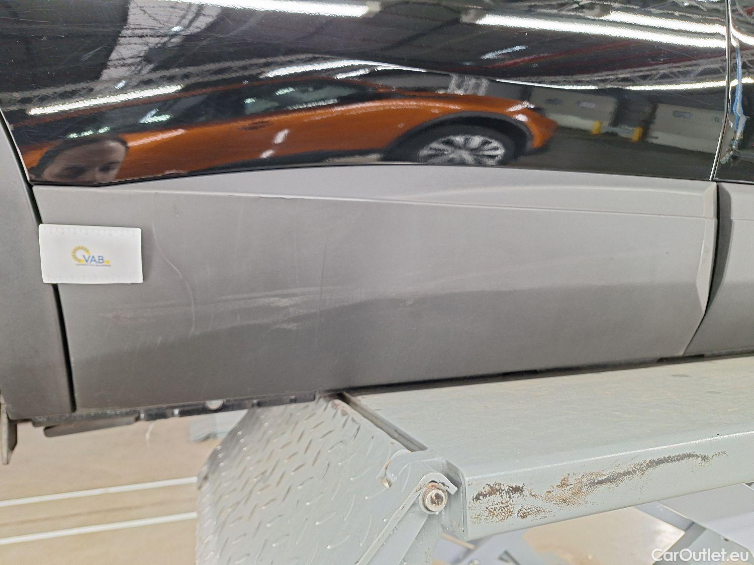  Peugeot  5008 Peugeot,  FL'20, Peugeot  1.2 PureTech 96kW S&S EAT8 Active Pac #33