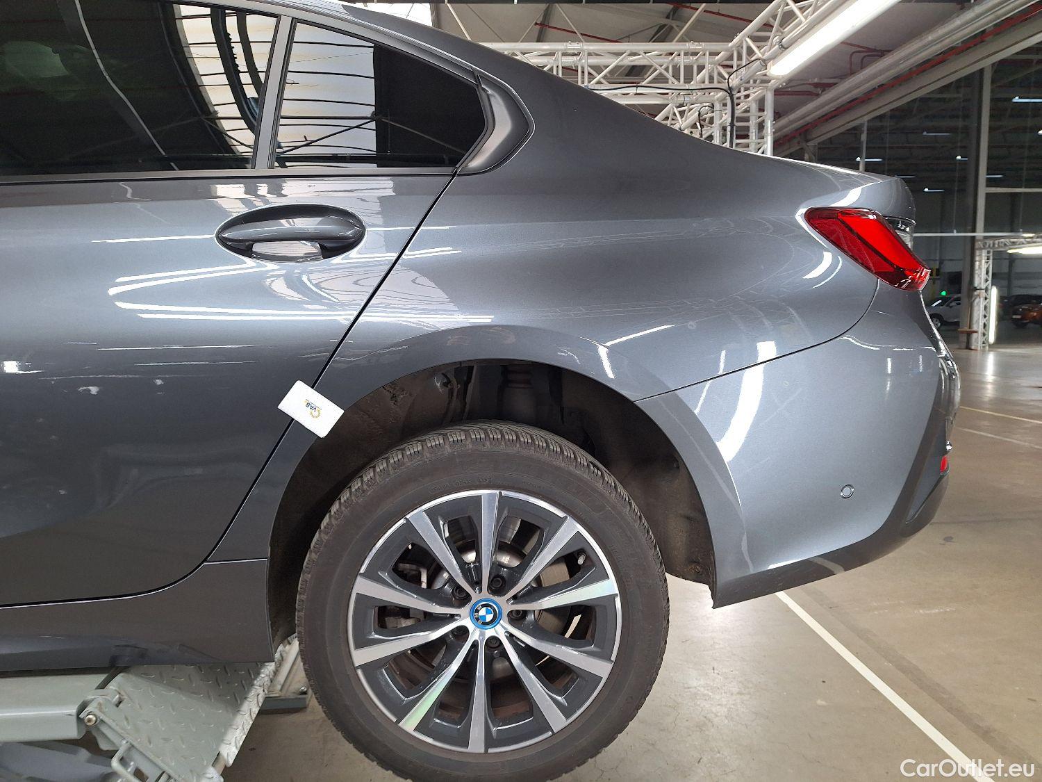  Bmw  Serie 3 BMW, 3-serie '18 PHEV, BMW 3 Reeks Berline 320e (150 kW) 4d #19