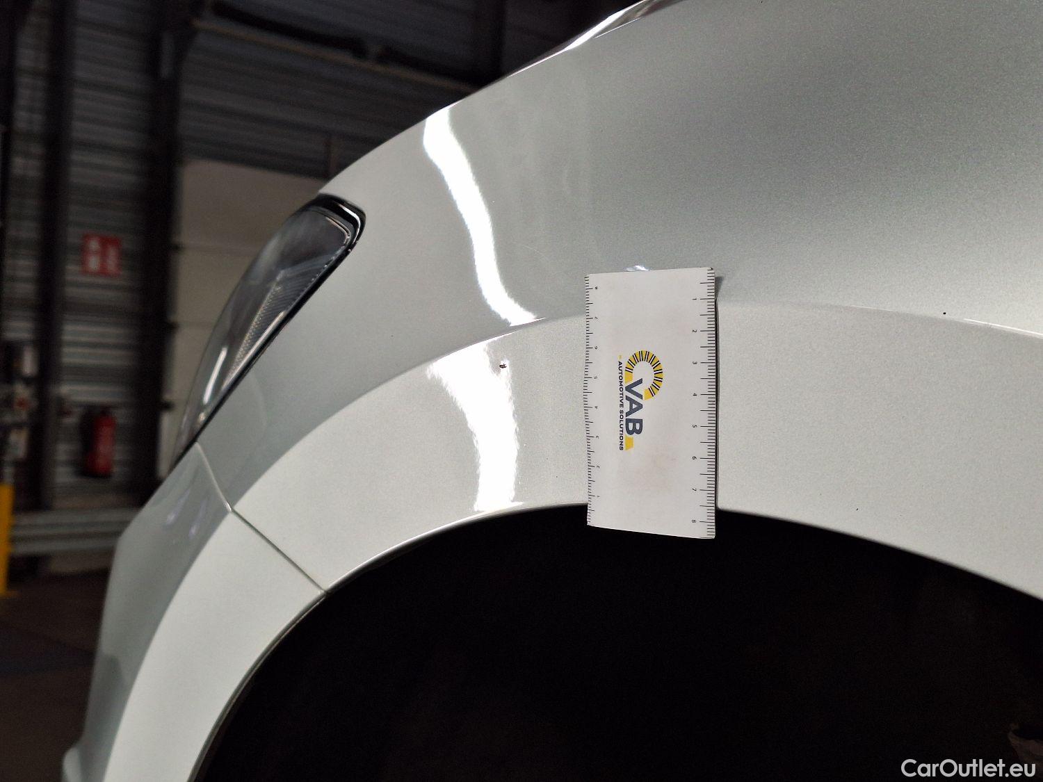  Volkswagen  Touran VW,  '15, Volkswagen  2.0 TDi 110kW Highline DSG 5d 7pl #6