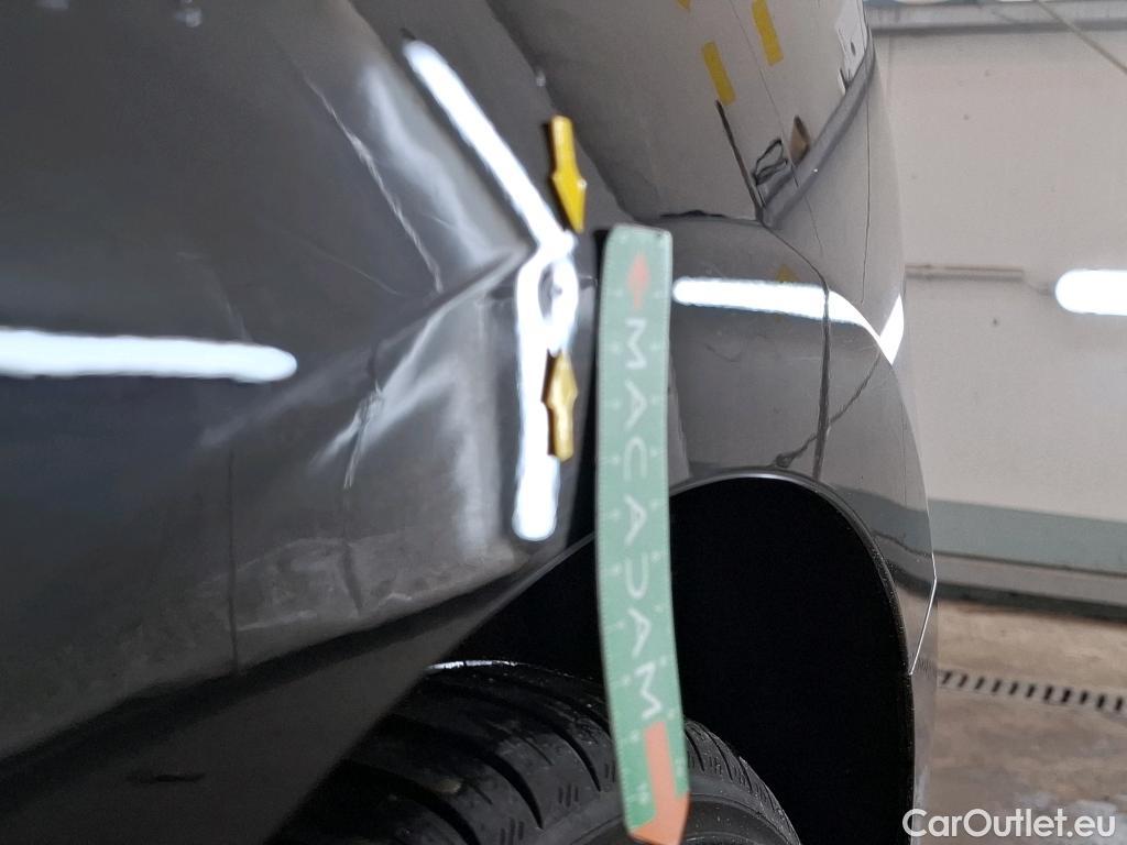  Bmw  Serie 1 Série 1 Berline 118 i Edition Sport 1.5 135CV BVA7 E6d #54