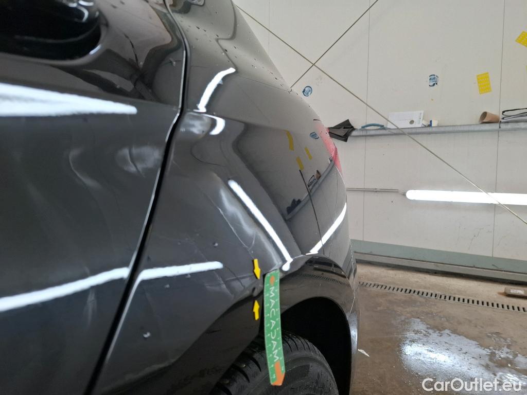  Bmw  Serie 1 Série 1 Berline 118 i Edition Sport 1.5 135CV BVA7 E6d #53