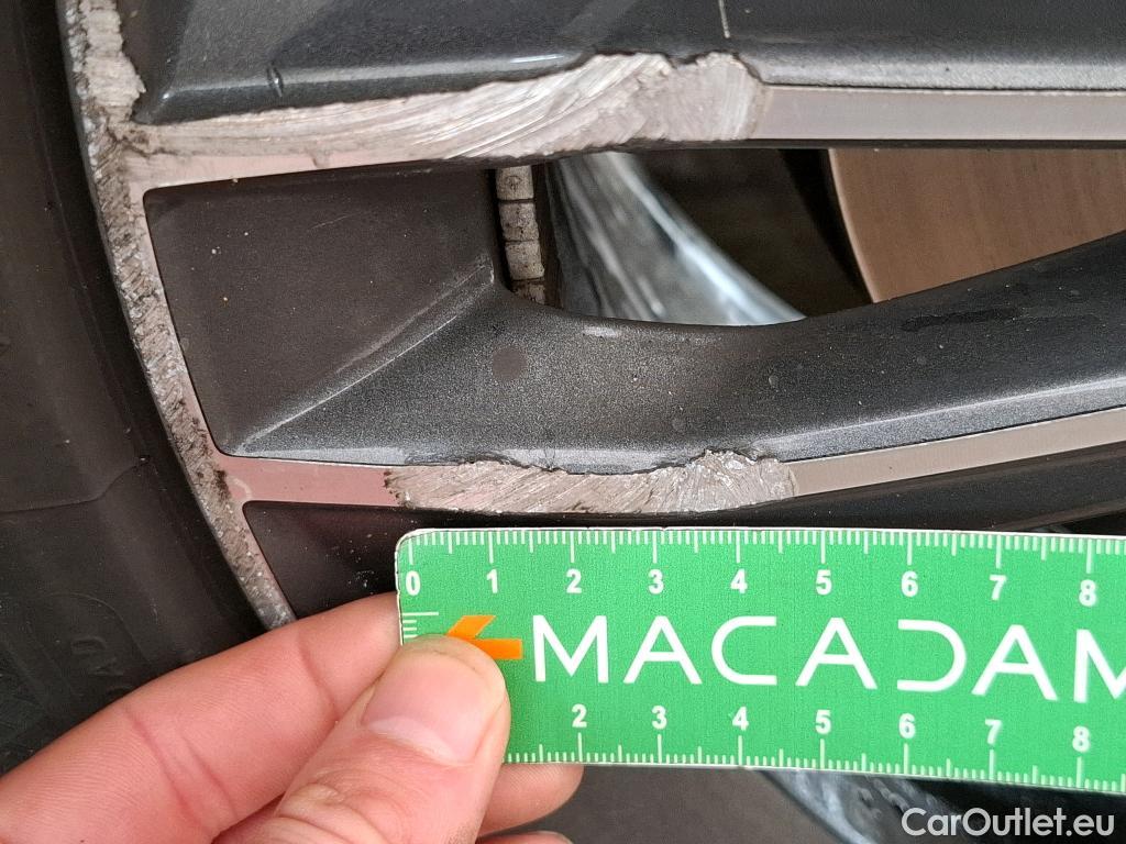  Bmw  Serie 1 Série 1 Berline 118 i Edition Sport 1.5 135CV BVA7 E6d #4