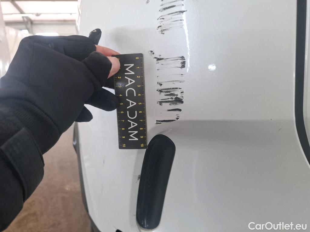  Citroen  C5 CITROEN  Aircross / 2018 / 5P / SUV Hybrid 225 ë-EAT8 Shine #4