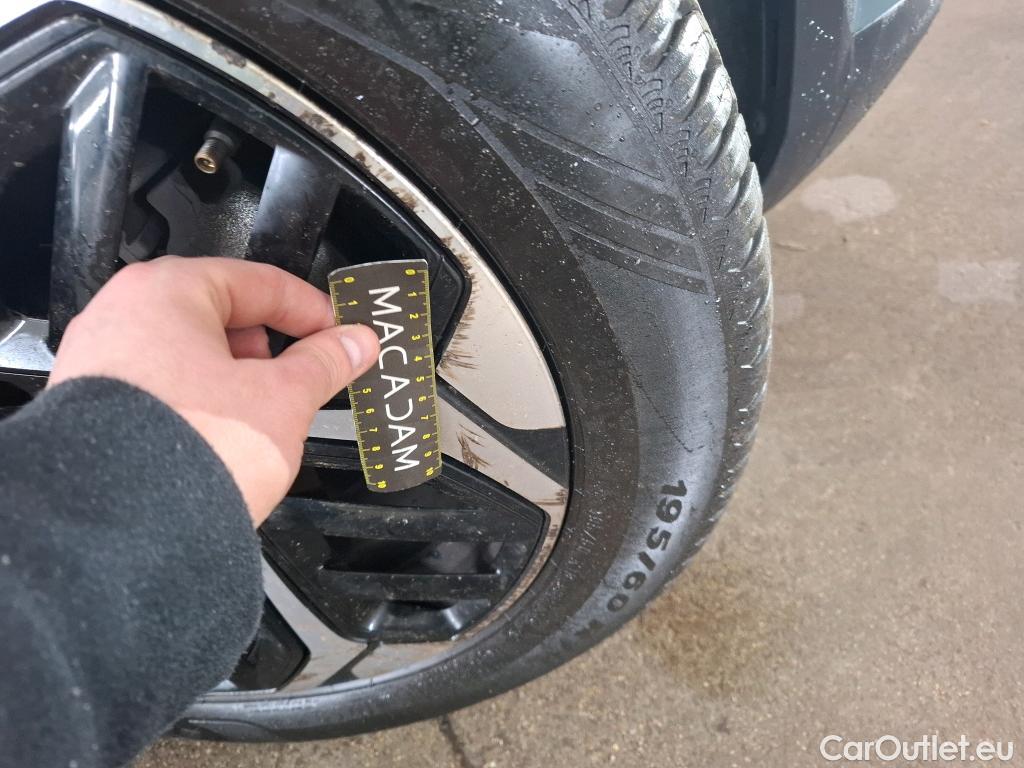  Citroen  C4  Berline Feel Pack Business 1.5 BlueHDI 130CV BVA8 E6d #41