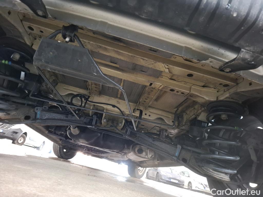  Peugeot  Expert  Fourgon Asphalt L2 2.0 HDi 120CV BVM6 E6dT #20