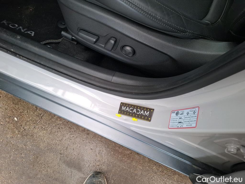  Hyundai  Konna HYUNDAI Kona / 2020 / 5P / SUV 1.6 HYBRID 141 EXECUTIVE HEV #18