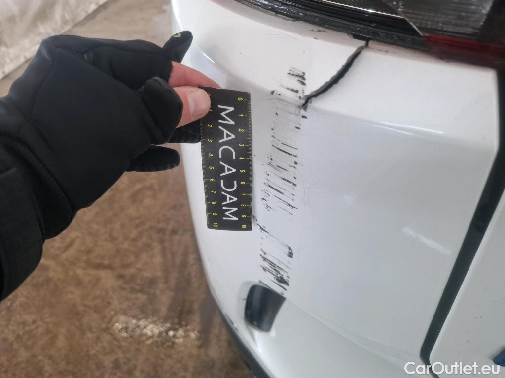  Citroen  C5 CITROEN  Aircross / 2018 / 5P / SUV Hybrid 225 ë-EAT8 Shine #3