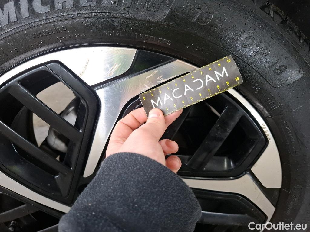  Citroen  C4  Berline Feel Pack Business 1.5 BlueHDI 130CV BVA8 E6d #37