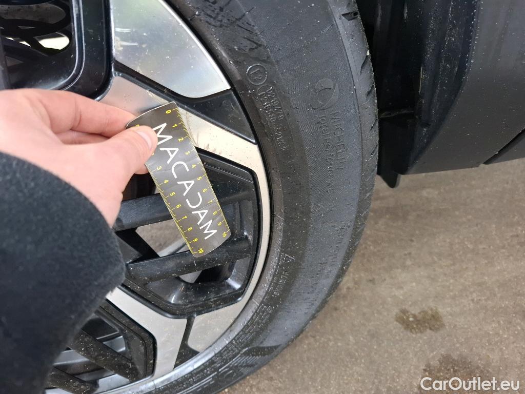  Citroen  C4  Berline Feel Pack Business 1.5 BlueHDI 130CV BVA8 E6d #31