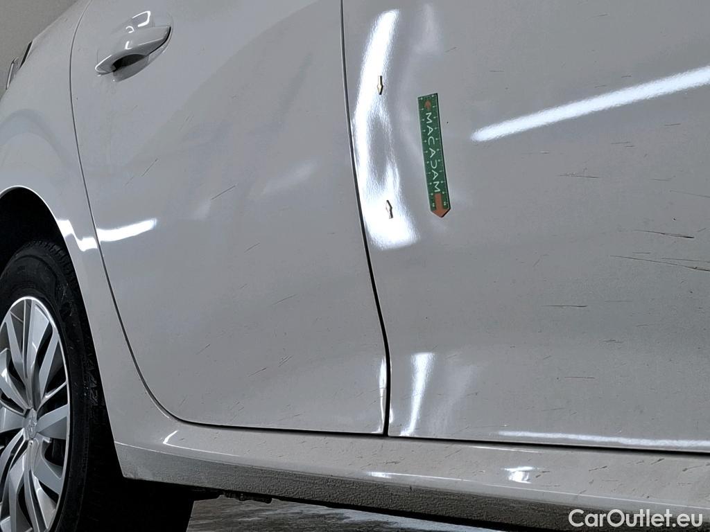  Peugeot  208  Premium 1.5 HDi 100CV BVM6 E6d #19