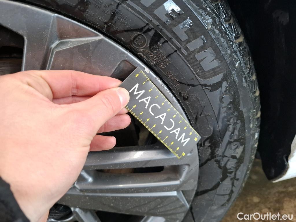  Peugeot  308 PEUGEOT  SW / 2021 / 5P / Break BlueHDi 130 EAT8 ACTIVE PACK #17