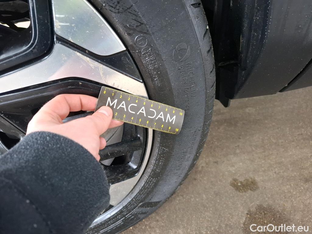  Citroen  C4  Berline Feel Pack Business 1.5 BlueHDI 130CV BVA8 E6d #32