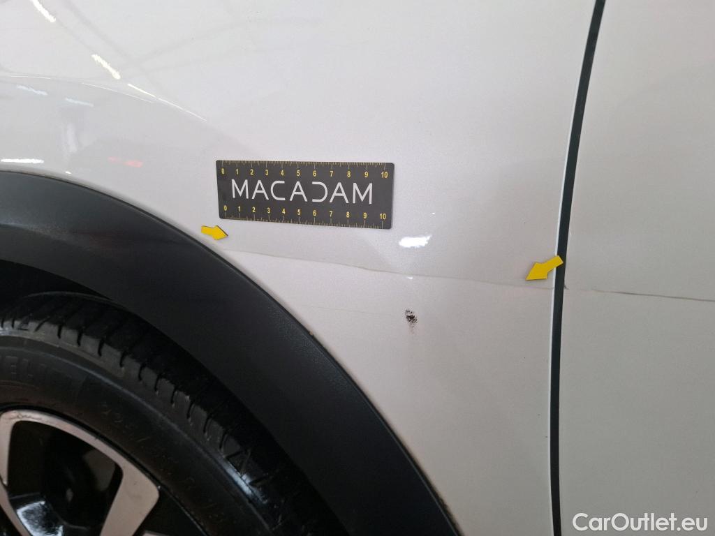  Citroen  C5 CITROEN  Aircross / 2018 / 5P / SUV Hybrid 225 ë-EAT8 Shine #9