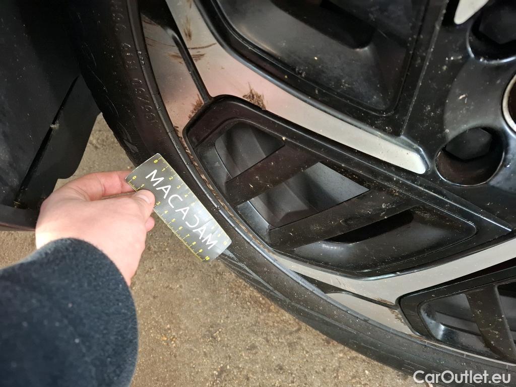  Citroen  C4  Berline Feel Pack Business 1.5 BlueHDI 130CV BVA8 E6d #24