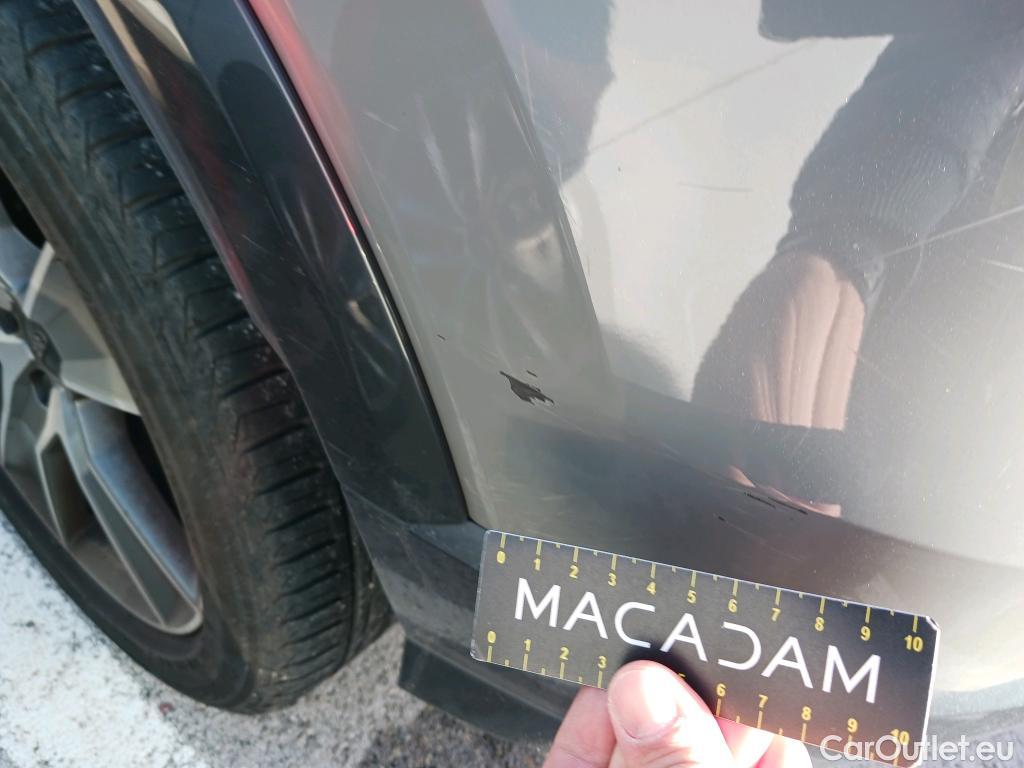  Audi  Q2 AUDI  / 2016 / 5P / todoterreno Design 35 TFSI 110kW (150CV) S tronic #27