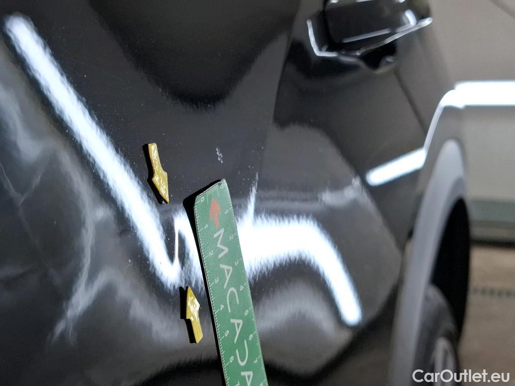  Volkswagen  T-ROC VOLKSWAGEN  / 2017 / 5P / SUV 1.5 TSI 150 EVO R-LINE DSG7 #74