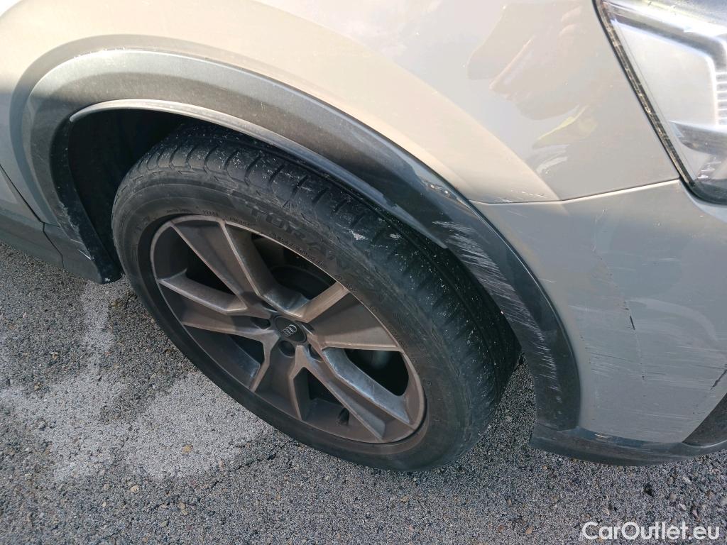  Audi  Q2 AUDI  / 2016 / 5P / todoterreno Design 35 TFSI 110kW (150CV) S tronic #40