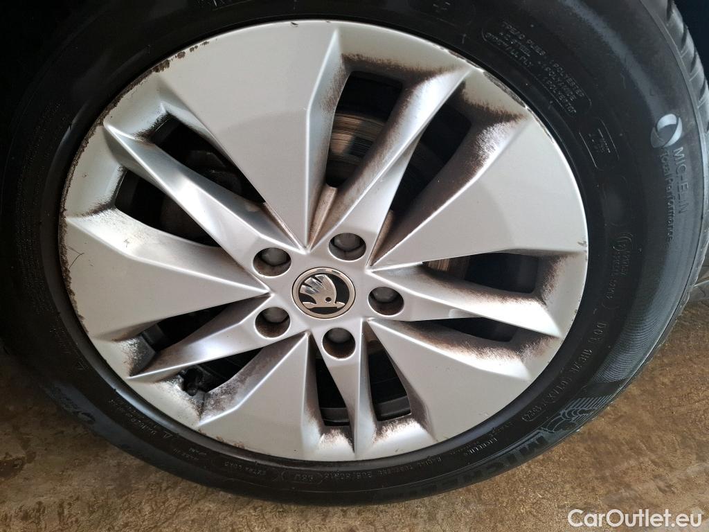  Skoda  Octavia  Break Business 2.0 TDI 150CV BVA7 E6d #43