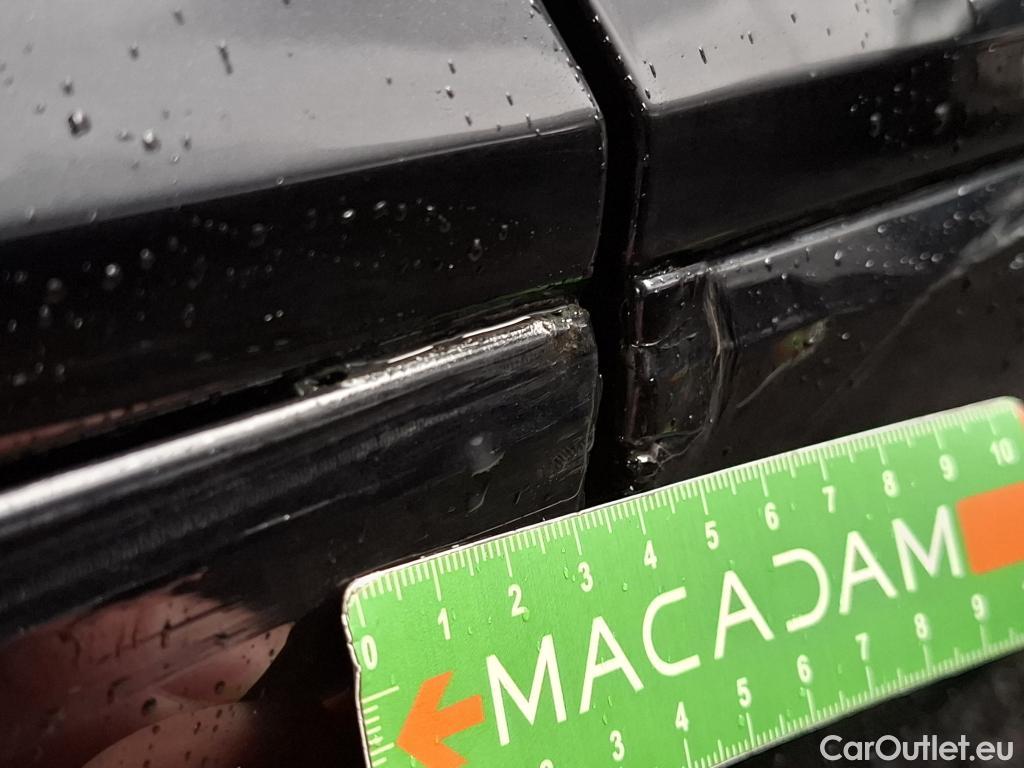  Volkswagen  T-ROC VOLKSWAGEN  / 2017 / 5P / SUV 1.5 TSI 150 EVO R-LINE DSG7 #21