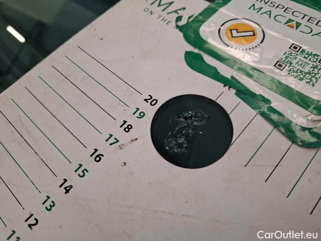  Renault  Megane RENAULT Mégane Société / 2020 / 5P / Berline / VU Air Nav réversible Blue dCi 115 - 21N #2