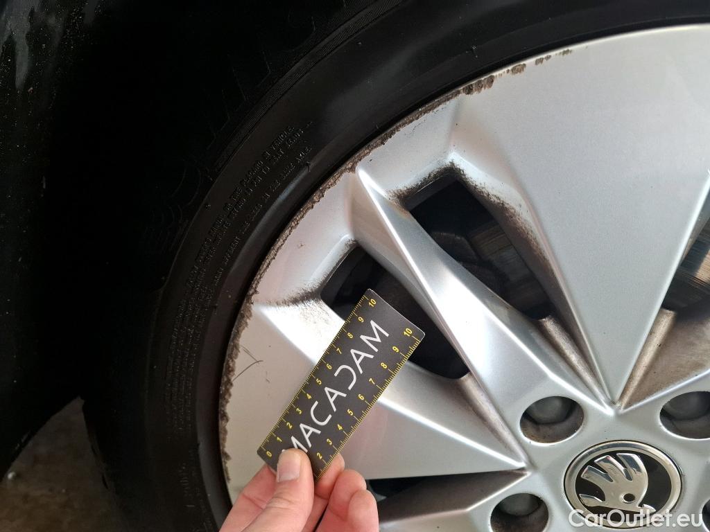  Skoda  Octavia  Break Business 2.0 TDI 150CV BVA7 E6d #47