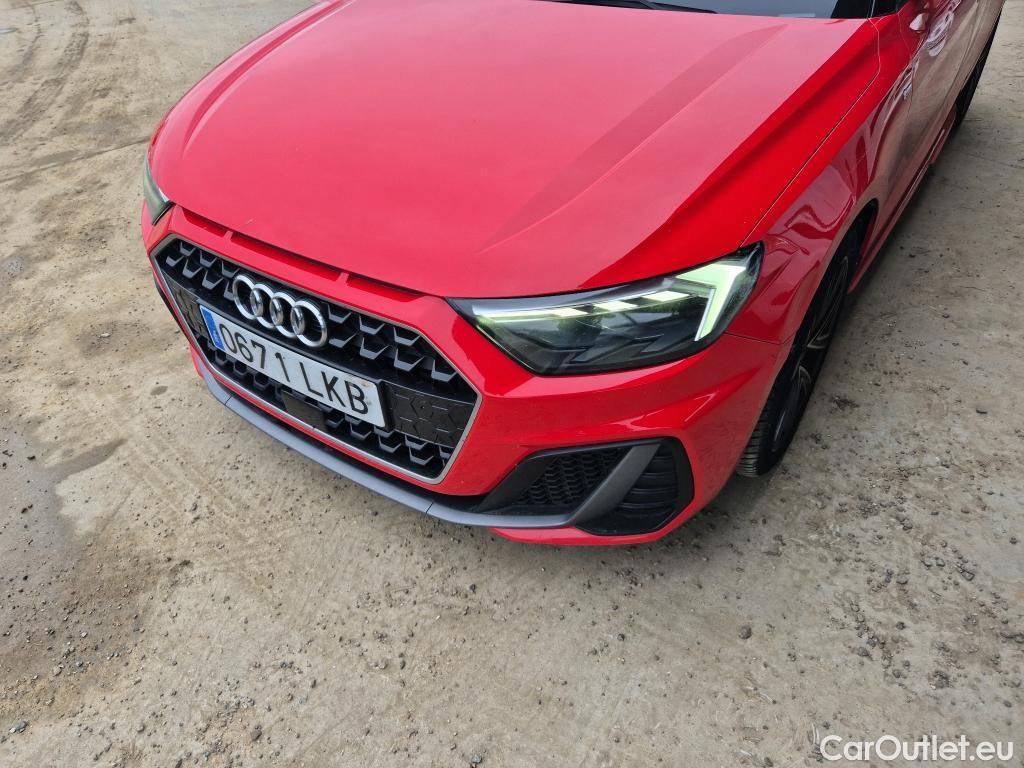  Audi  A1 Sportback AUDI A1 / 2018 / 5P / berlina con portón Sportback S line 30 TFSI 81kW (116CV) (AC) #4