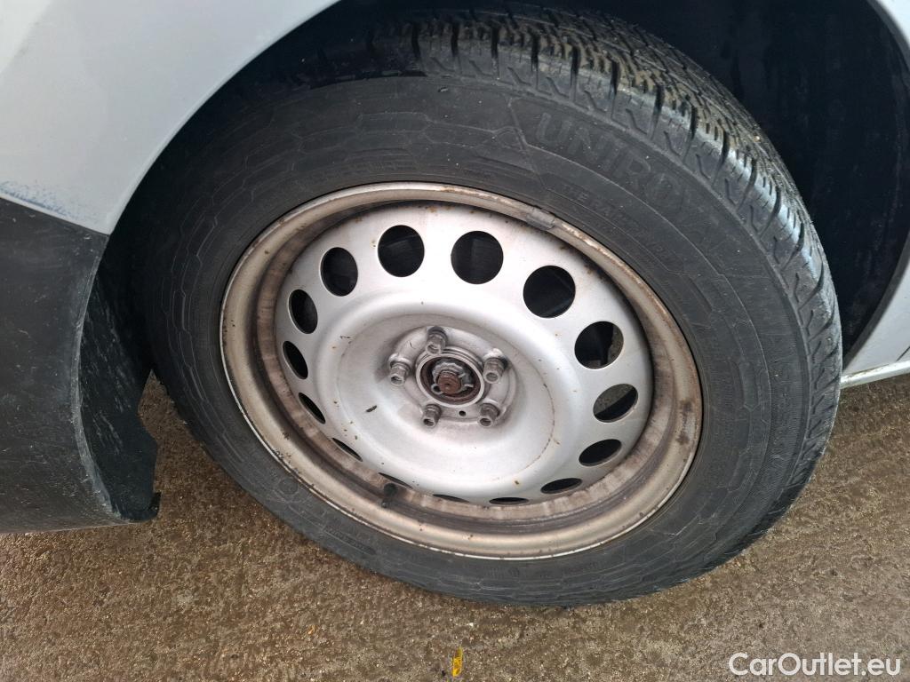  Peugeot  Expert  Fourgon Asphalt L2 2.0 HDi 120CV BVM6 E6dT #47