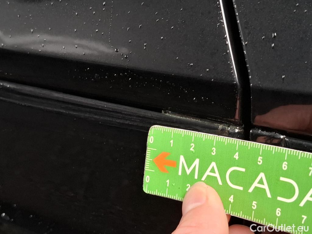  Volkswagen  T-ROC VOLKSWAGEN  / 2017 / 5P / SUV 1.5 TSI 150 EVO R-LINE DSG7 #23