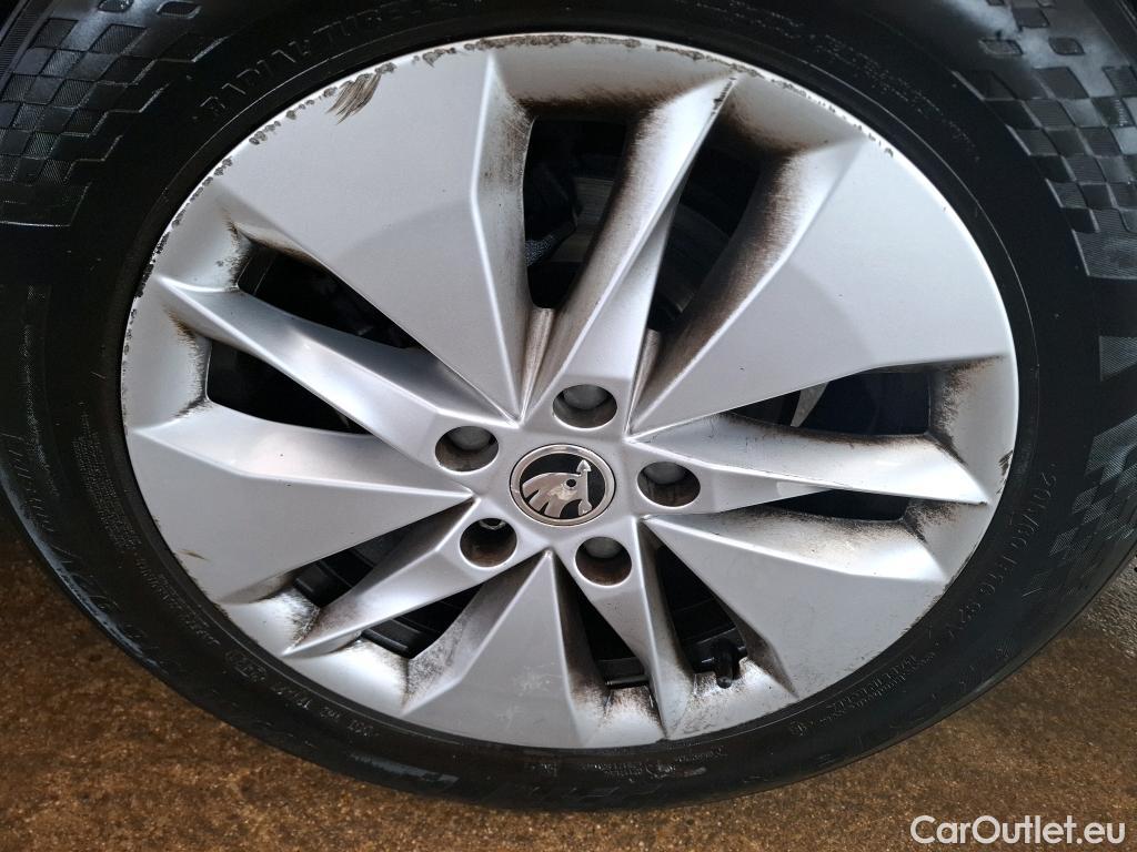  Skoda  Octavia  Break Business 2.0 TDI 150CV BVA7 E6d #38