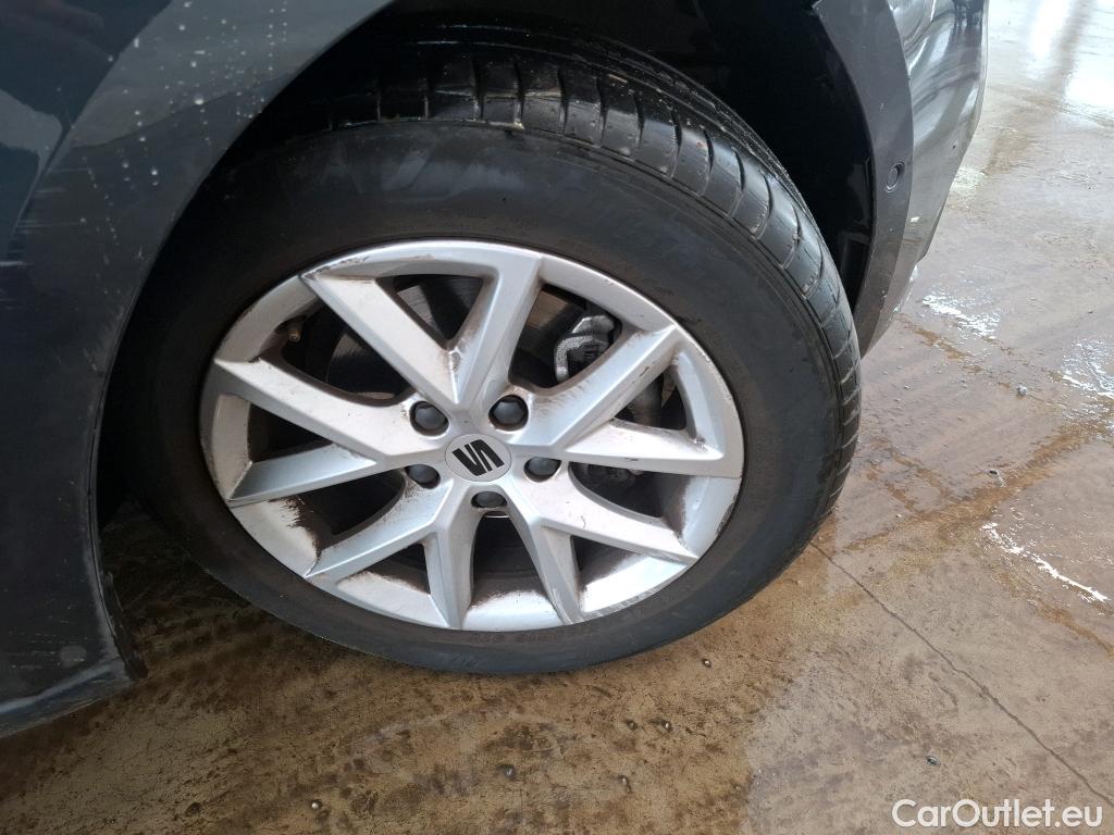  Seat  Leon  Business 1.0 TSI 110CV BVM6 E6d #64