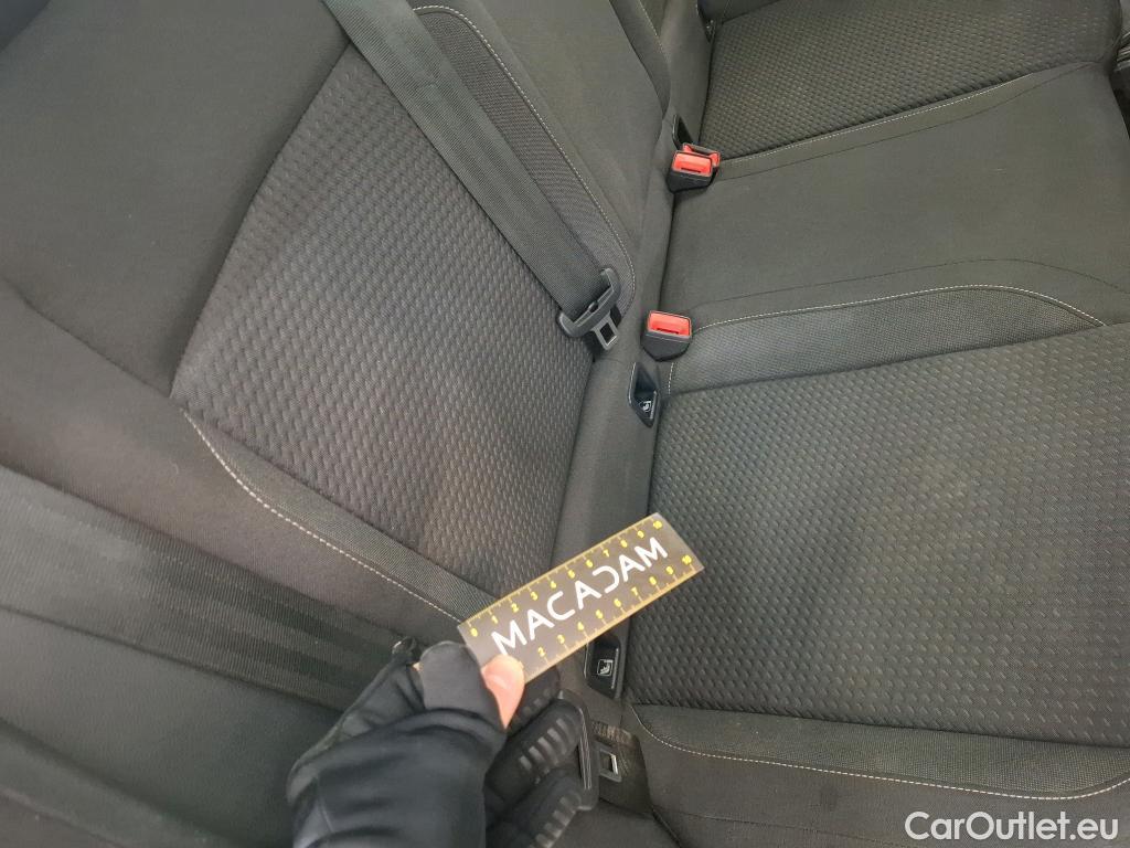  Volkswagen  Polo VOLKSWAGEN  / 2017 / 5P / Berline 1.0 TSI 95 Lounge Business #11