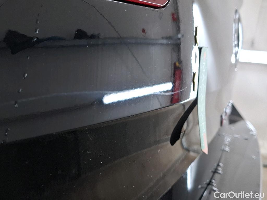  Volkswagen  T-ROC VOLKSWAGEN  / 2017 / 5P / SUV 1.5 TSI 150 EVO R-LINE DSG7 #69