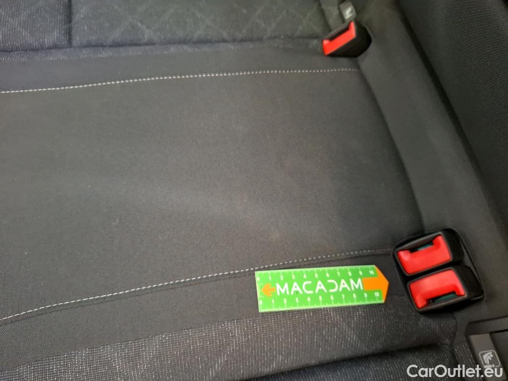  Volkswagen  Golf  VOLKSWAGEN SW / 2020 / 5P / Break 1.0 TSI OPF 110 BVM6 Life Business #4