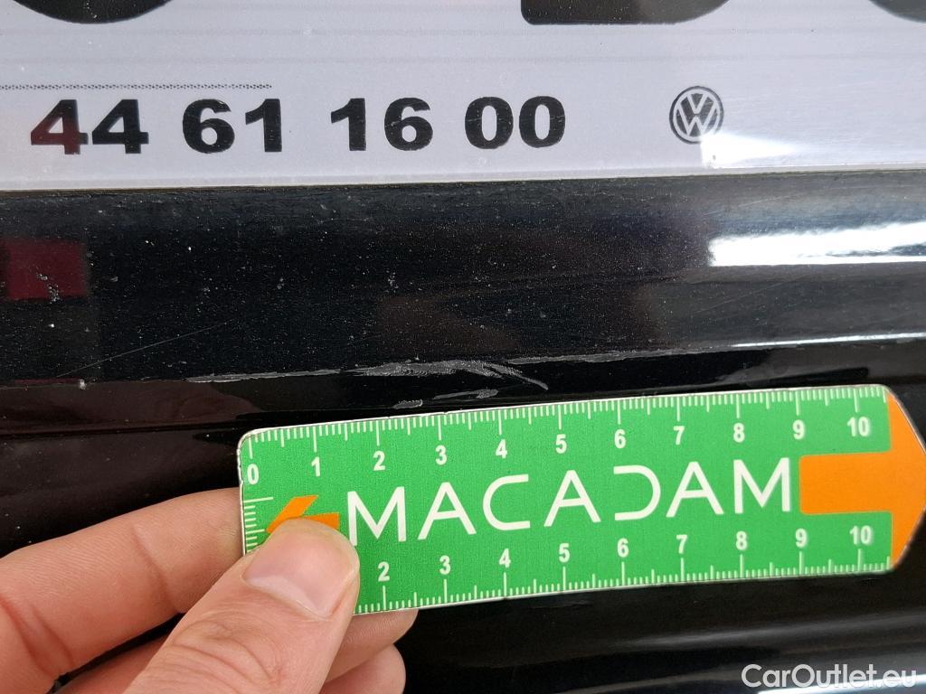  Volkswagen  T-ROC VOLKSWAGEN  / 2017 / 5P / SUV 1.5 TSI 150 EVO R-LINE DSG7 #32