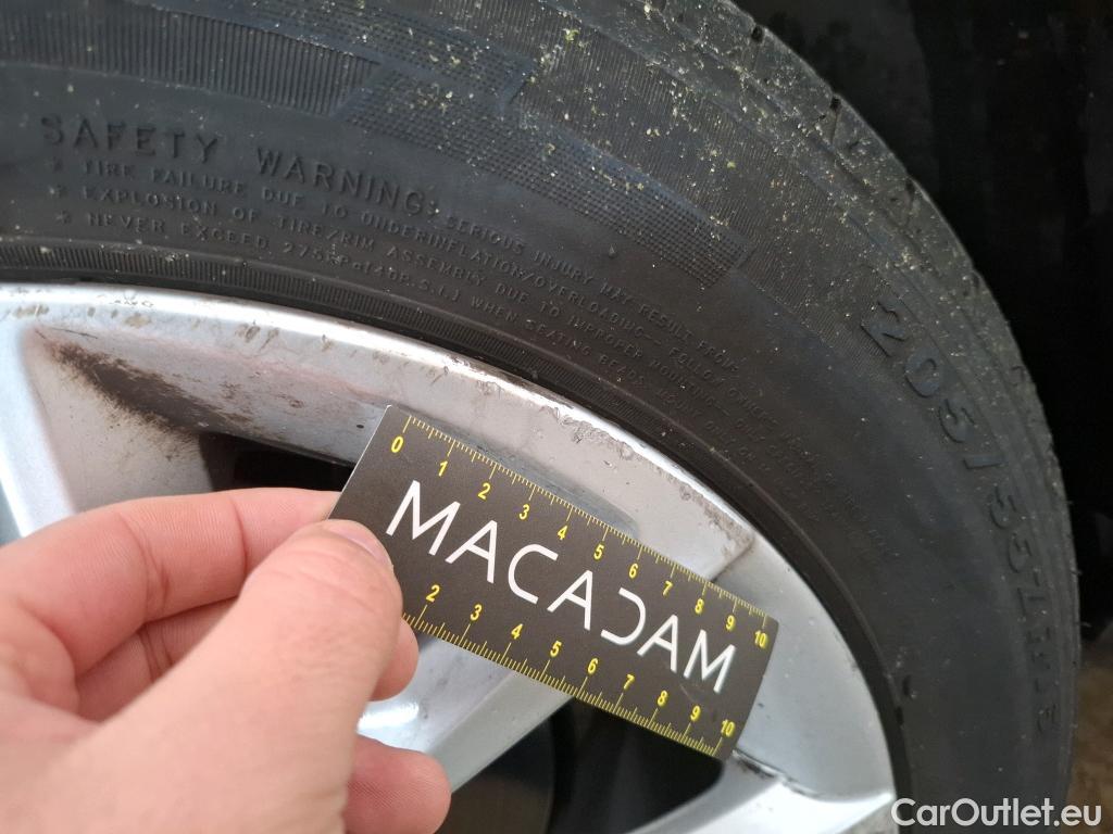  Seat  Leon  Business 1.0 TSI 110CV BVM6 E6d #76