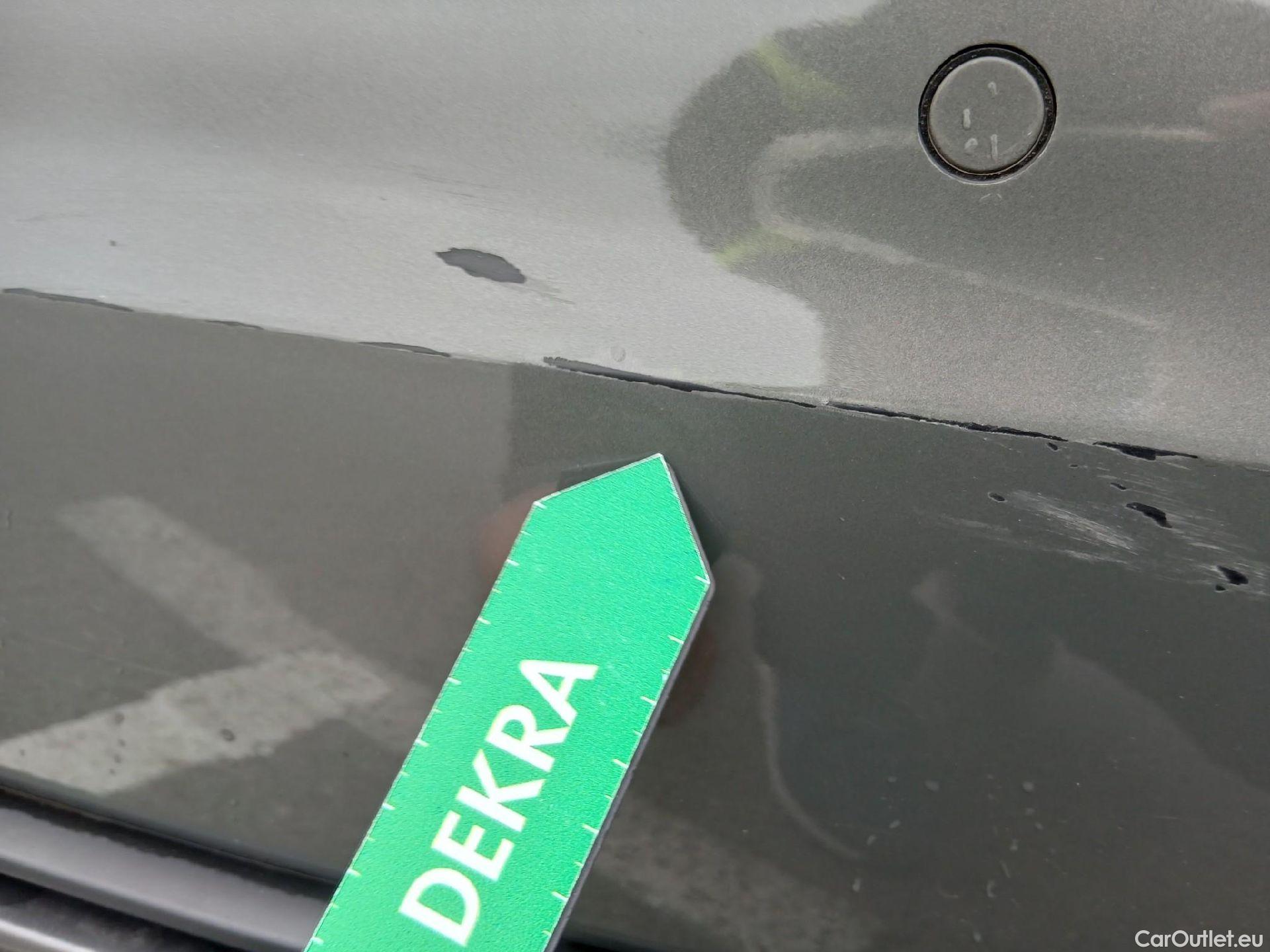  Audi  A1 Sportback AUDI A1 / 2018 / 5P / berlina con portón Sportback Adrenalin 30 TFSI 81kW S tron(SP) #17