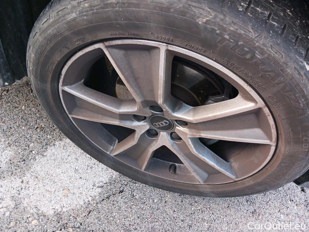  Audi  Q2 AUDI  / 2016 / 5P / todoterreno Design 35 TFSI 110kW (150CV) S tronic #3