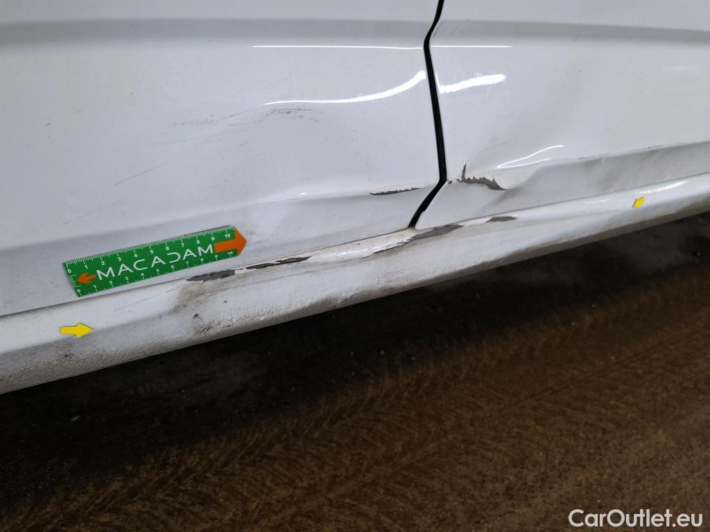  Renault  Megane RENAULT Mégane Société / 2020 / 5P / Berline / VU Air Nav réversible Blue dCi 115 - 21N #11